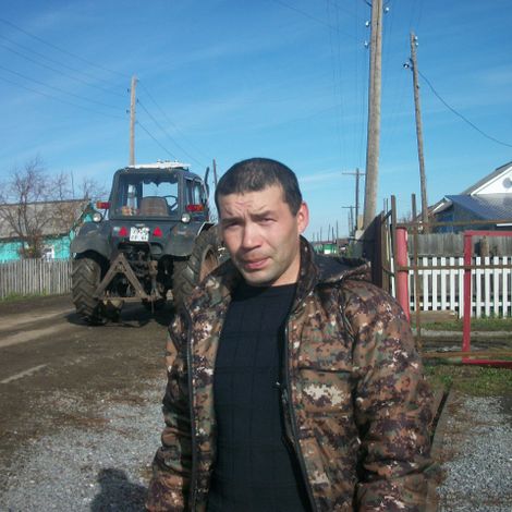 Комбайнер Алексей Подкорытов внынешнюю уборочную намолотил почти 1640 тонн зерна