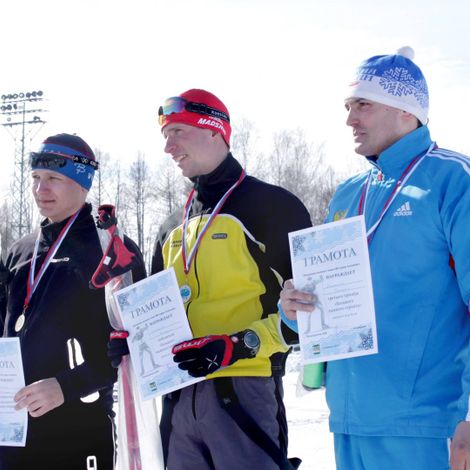 Победители среди мужчин (слева направо) А.Антонов, Д.Степанов, Д.Батаков